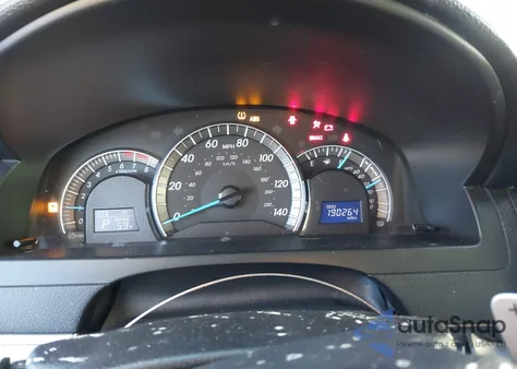 2012 Toyota Camry Se Limited Edition z USA, uszkodzony, nr VIN 4T1BF1FK3CU161425